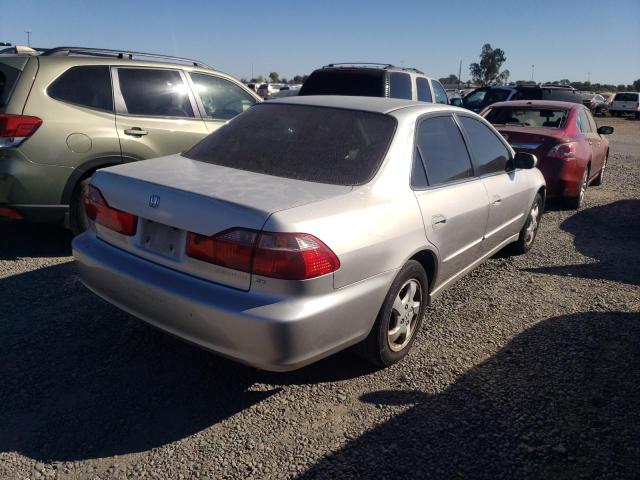 Photo 2 VIN: 1HGCG6671WA108633 - HONDA ACCORD EX 