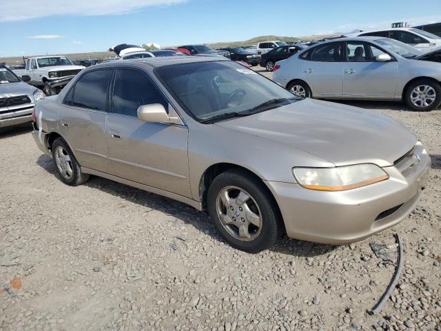 Photo 3 VIN: 1HGCG6673YA102416 - HONDA ACCORD 