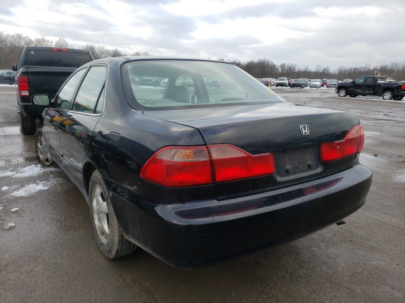 Photo 2 VIN: 1HGCG6674XA006311 - HONDA ACCORD EX 