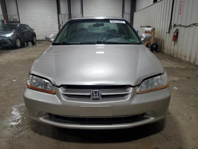 Photo 4 VIN: 1HGCG6674XA159903 - HONDA ACCORD 