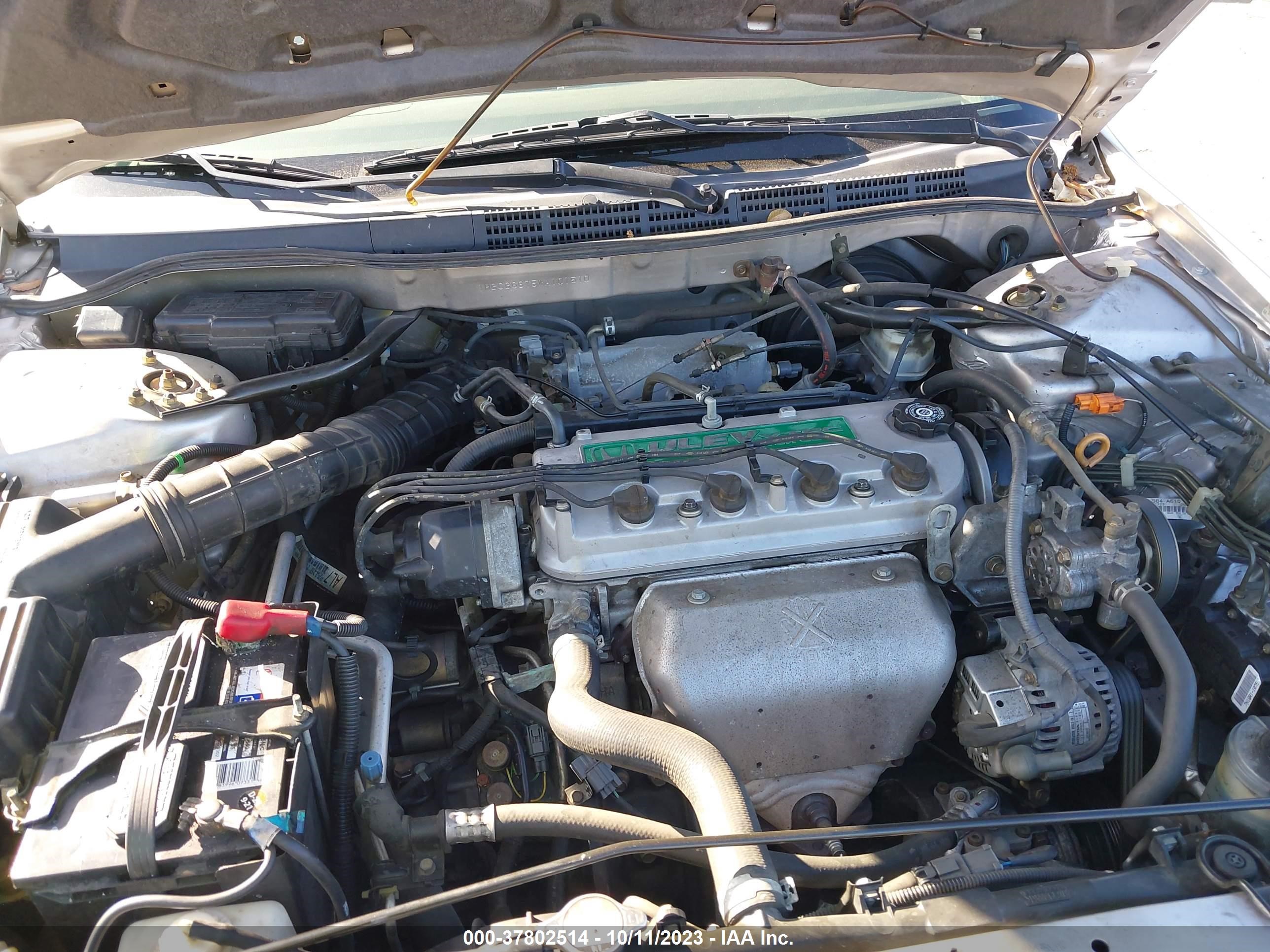 Photo 9 VIN: 1HGCG6675WA101510 - HONDA ACCORD 