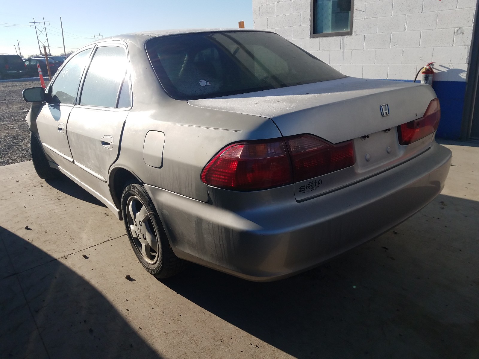 Photo 2 VIN: 1HGCG6675XA028947 - HONDA ACCORD EX 