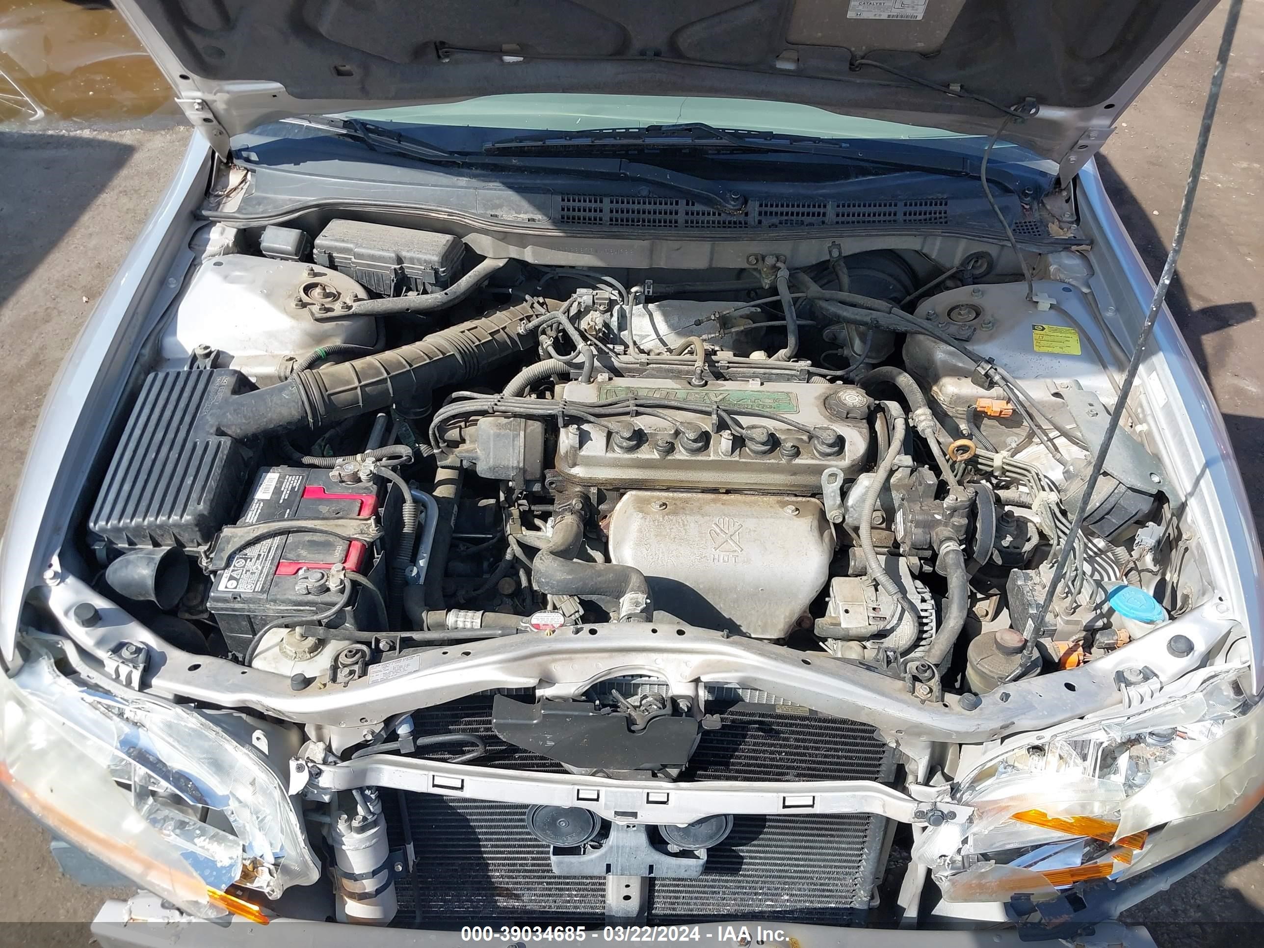 Photo 9 VIN: 1HGCG6676WA064922 - HONDA ACCORD 