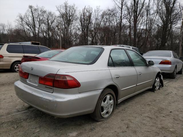 Photo 3 VIN: 1HGCG6678XA150346 - HONDA ACCORD EX 