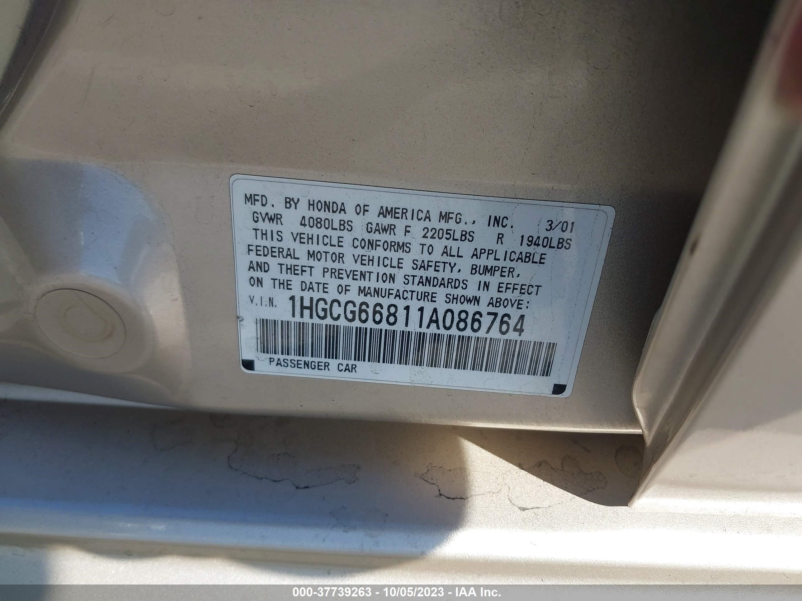 Photo 8 VIN: 1HGCG66811A086764 - HONDA ACCORD 