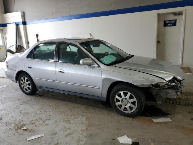 Photo 3 VIN: 1HGCG66812A111504 - HONDA ACCORD 