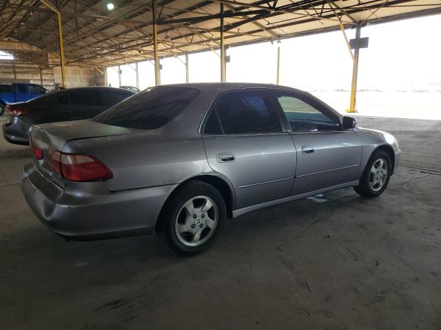 Photo 2 VIN: 1HGCG6687YA075701 - HONDA ACCORD 