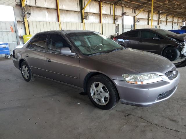 Photo 3 VIN: 1HGCG6687YA075701 - HONDA ACCORD 