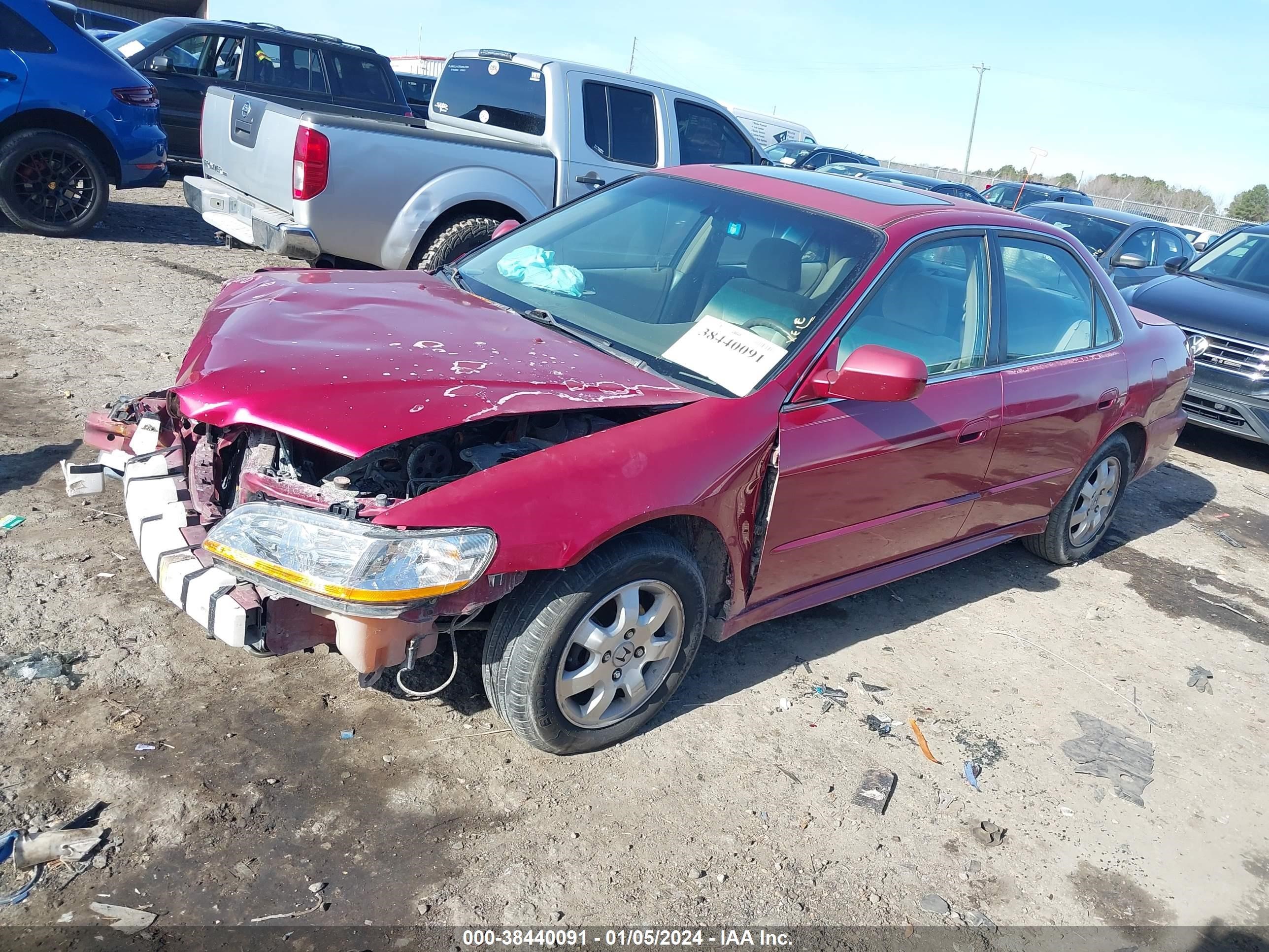 Photo 1 VIN: 1HGCG668X2A067230 - HONDA ACCORD 