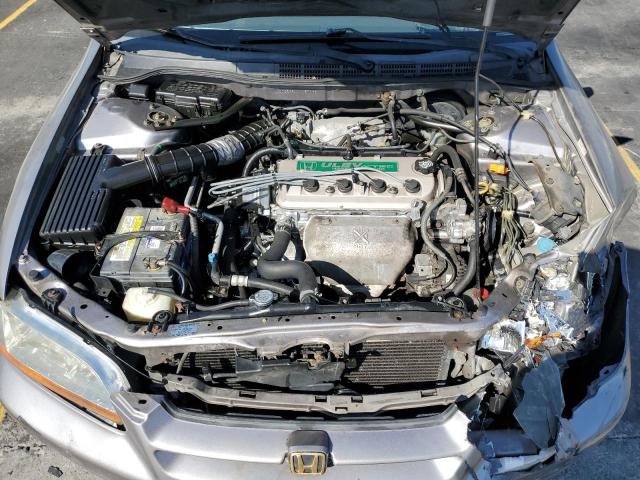 Photo 10 VIN: 1HGCG668XYA157065 - HONDA ACCORD 