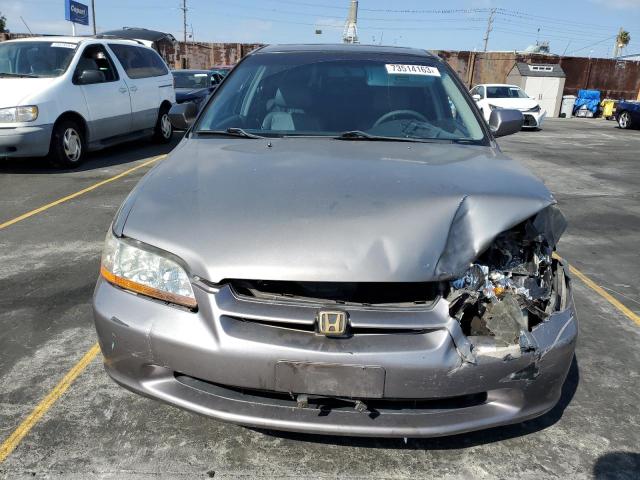 Photo 4 VIN: 1HGCG668XYA157065 - HONDA ACCORD 