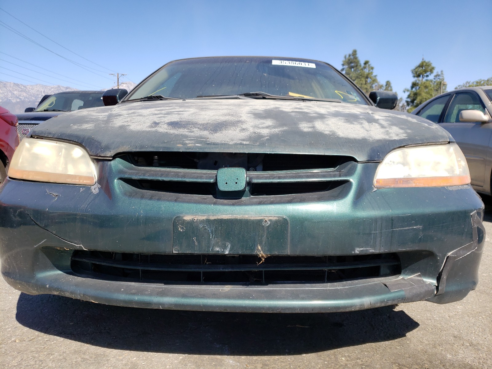 Photo 8 VIN: 1HGCG6693YA044681 - HONDA ACCORD SE 