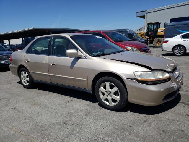 Photo 3 VIN: 1HGCG6694YA100689 - HONDA ACCORD 