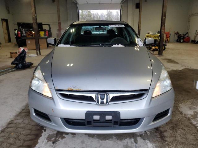 Photo 4 VIN: 1HGCM55107A809777 - HONDA ACCORD 