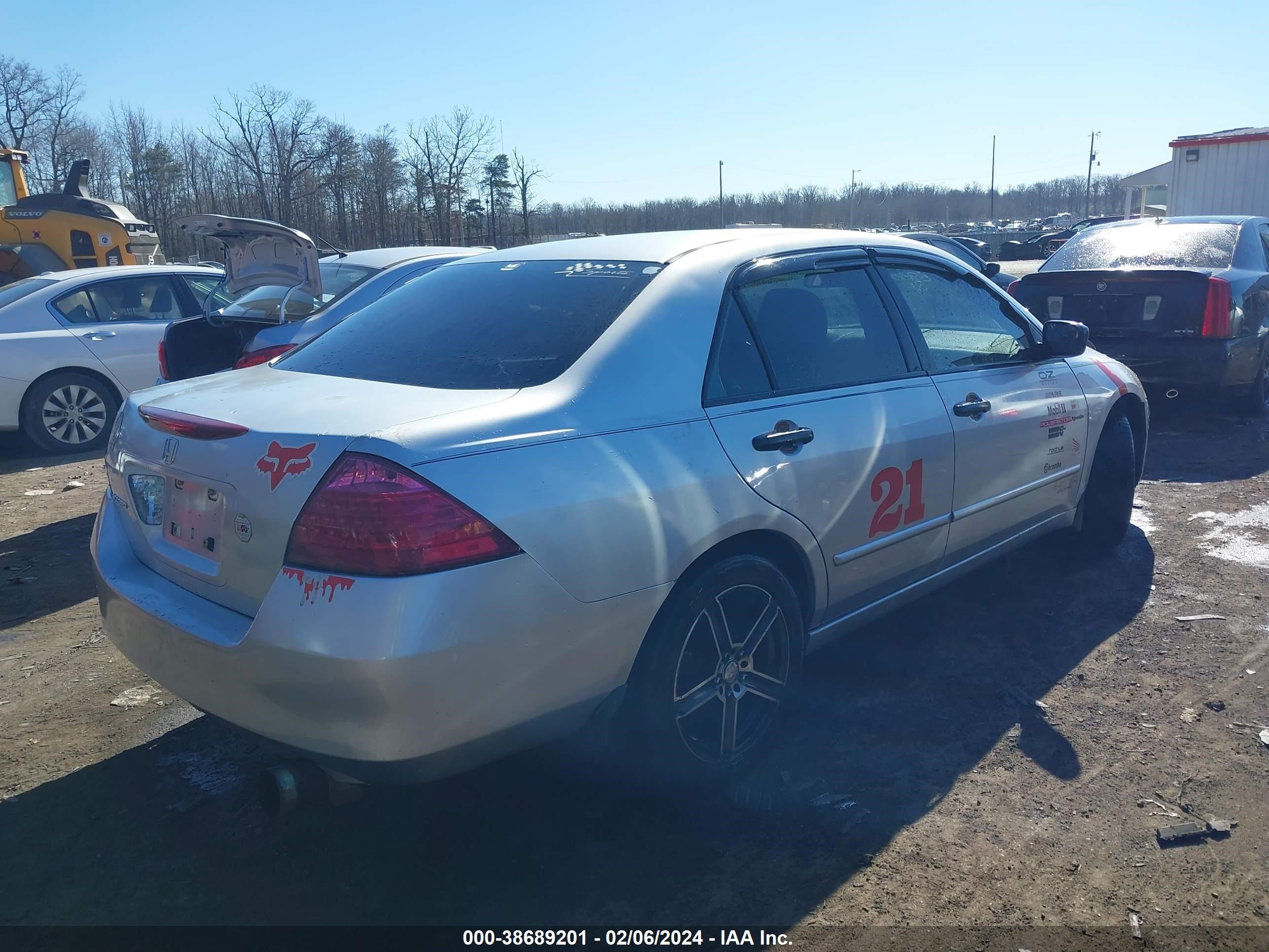 Photo 3 VIN: 1HGCM55177A017948 - HONDA ACCORD 