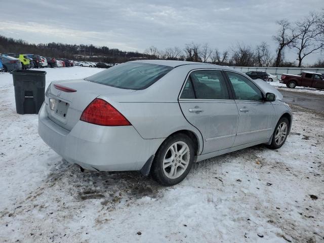 Photo 2 VIN: 1HGCM55317A000130 - HONDA ACCORD 