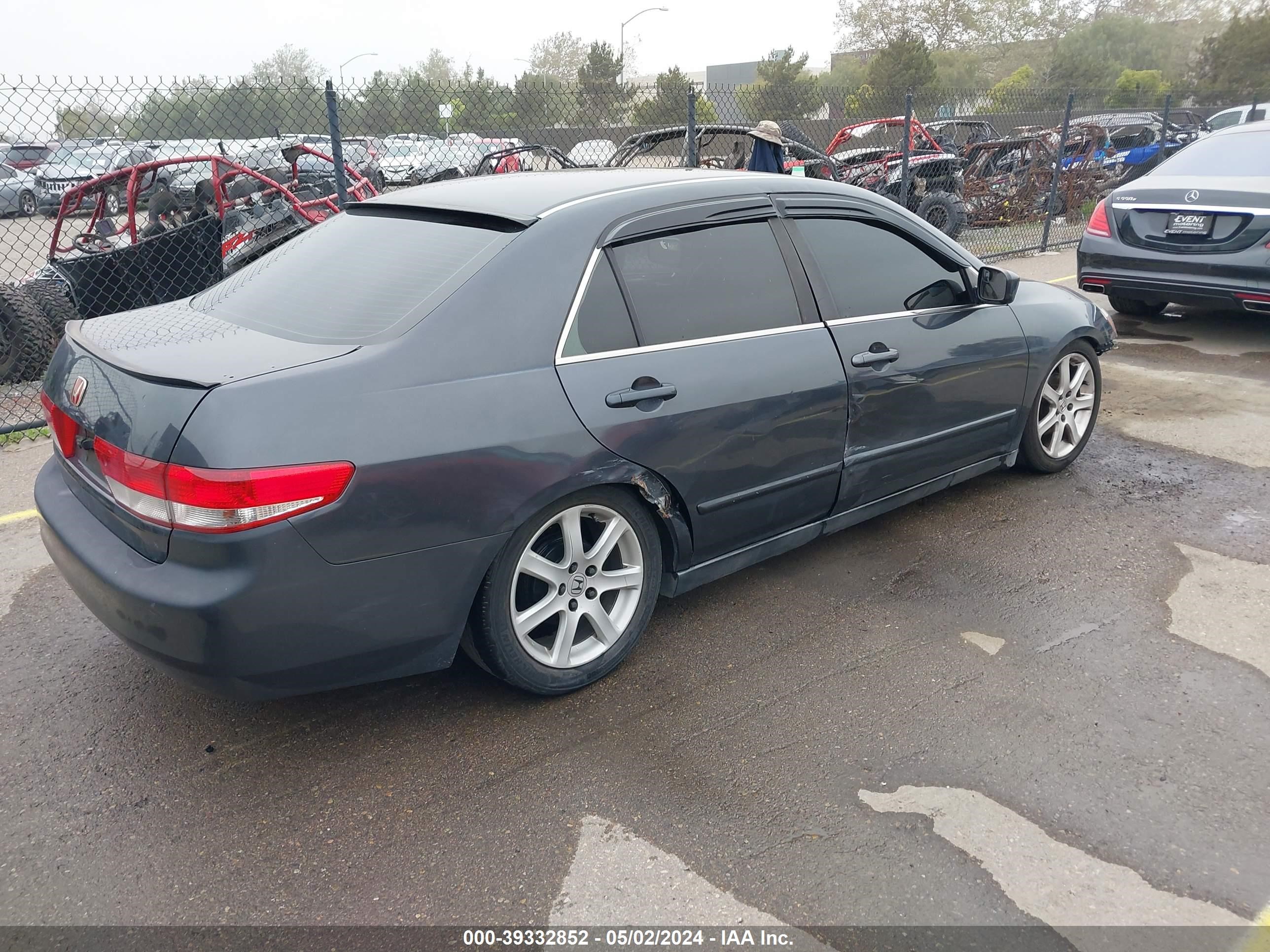 Photo 3 VIN: 1HGCM55344A168937 - HONDA ACCORD 