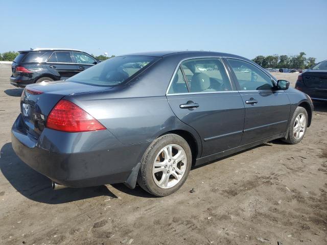 Photo 2 VIN: 1HGCM55367A051851 - HONDA ACCORD SE 