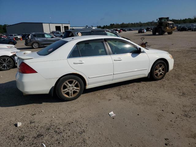 Photo 2 VIN: 1HGCM55396A109675 - HONDA ACCORD SE 