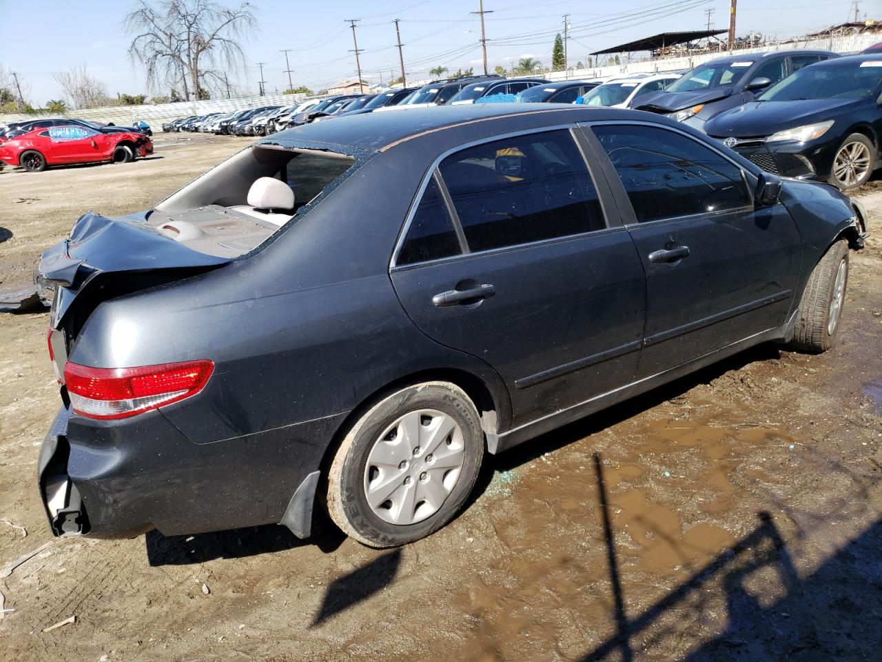 Photo 2 VIN: 1HGCM553X4A049497 - HONDA ACCORD 