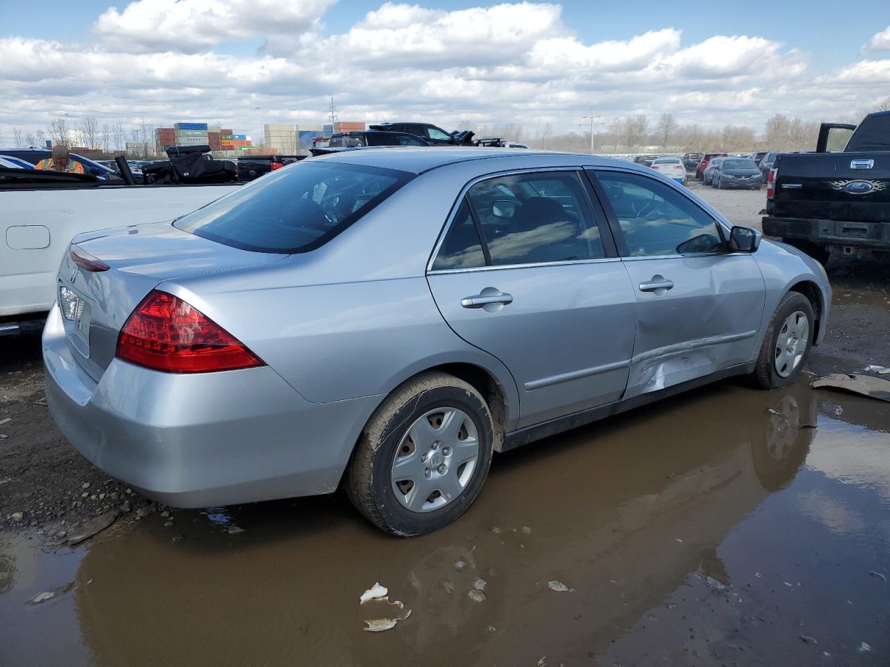 Photo 2 VIN: 1HGCM55437A051816 - HONDA ACCORD 