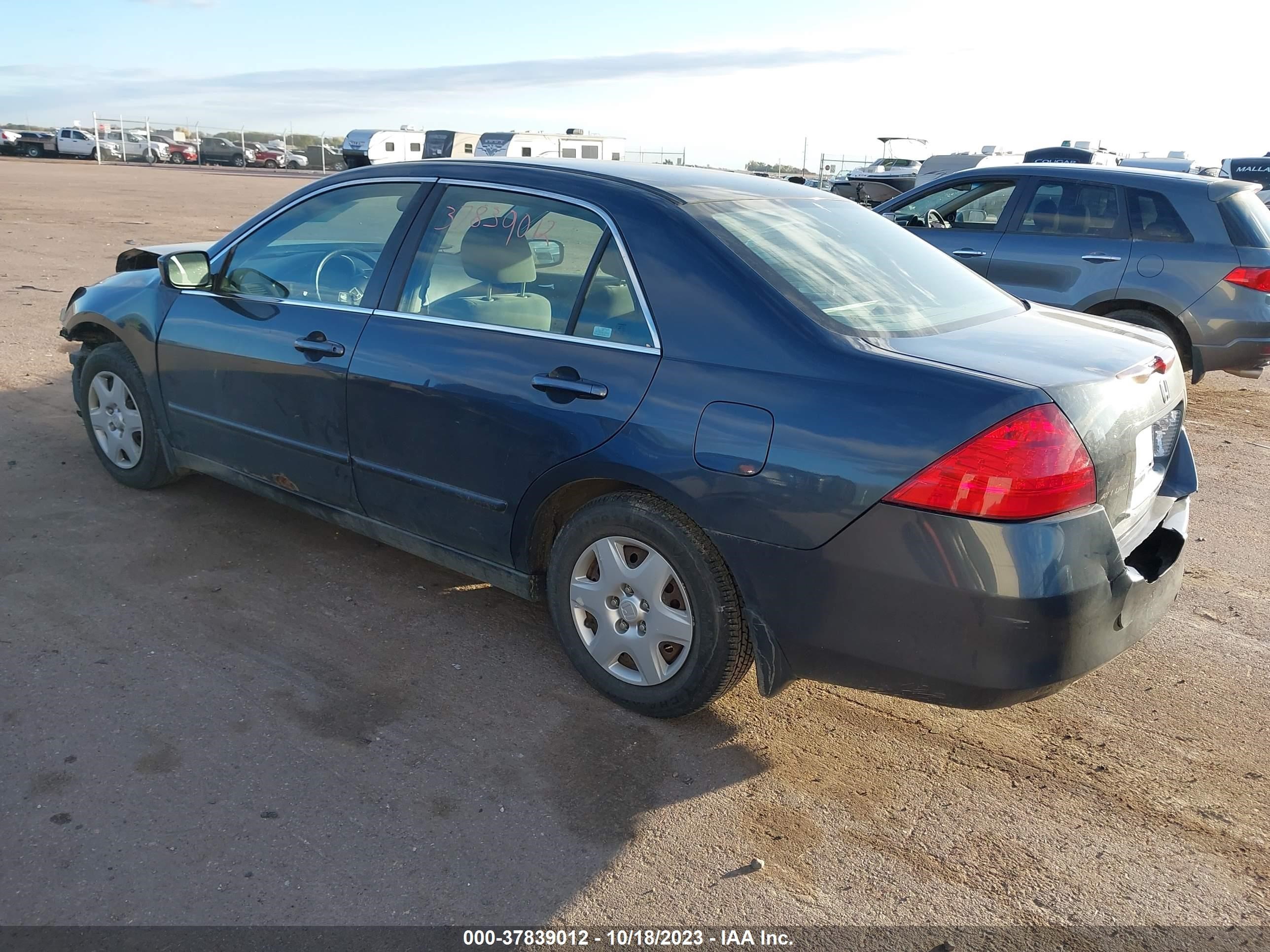 Photo 2 VIN: 1HGCM55496A150171 - HONDA ACCORD 