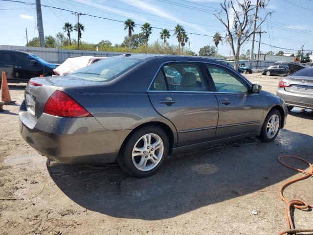 Photo 2 VIN: 1HGCM55827A136732 - HONDA ACCORD EX 