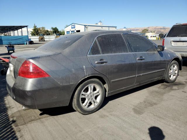 Photo 2 VIN: 1HGCM55866A145206 - HONDA ACCORD EX 