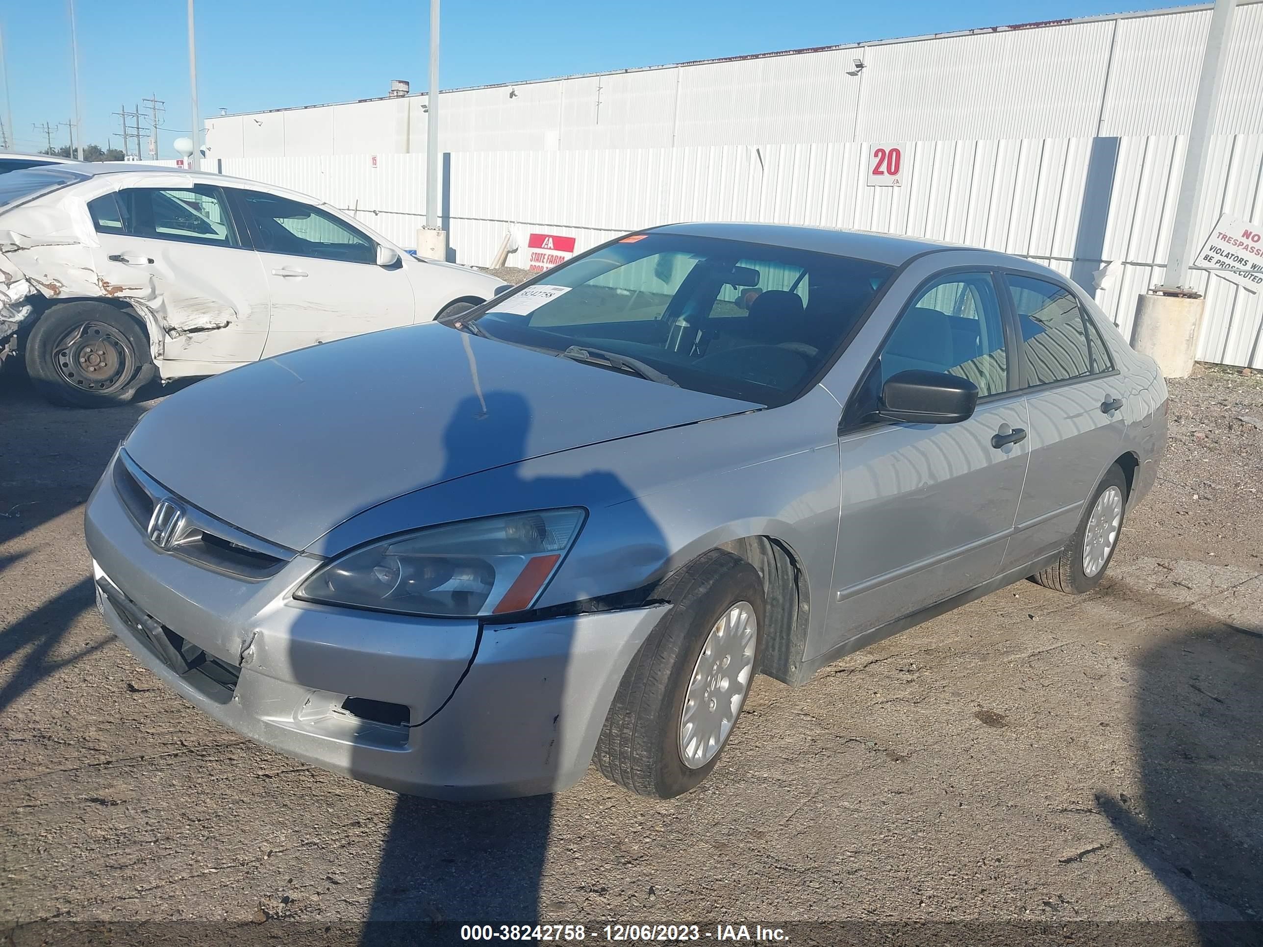 Photo 1 VIN: 1HGCM56107A199734 - HONDA ACCORD 