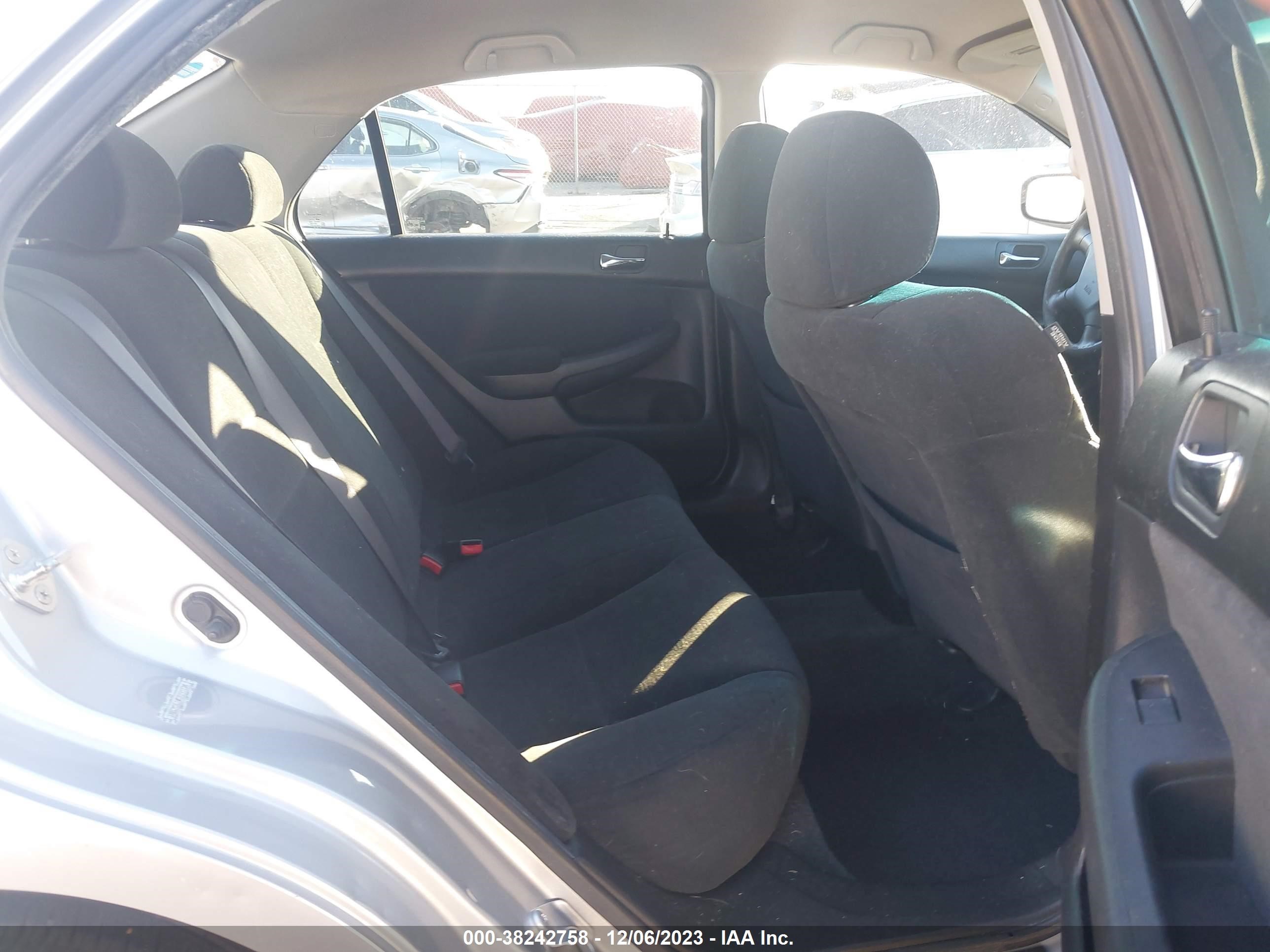 Photo 7 VIN: 1HGCM56107A199734 - HONDA ACCORD 