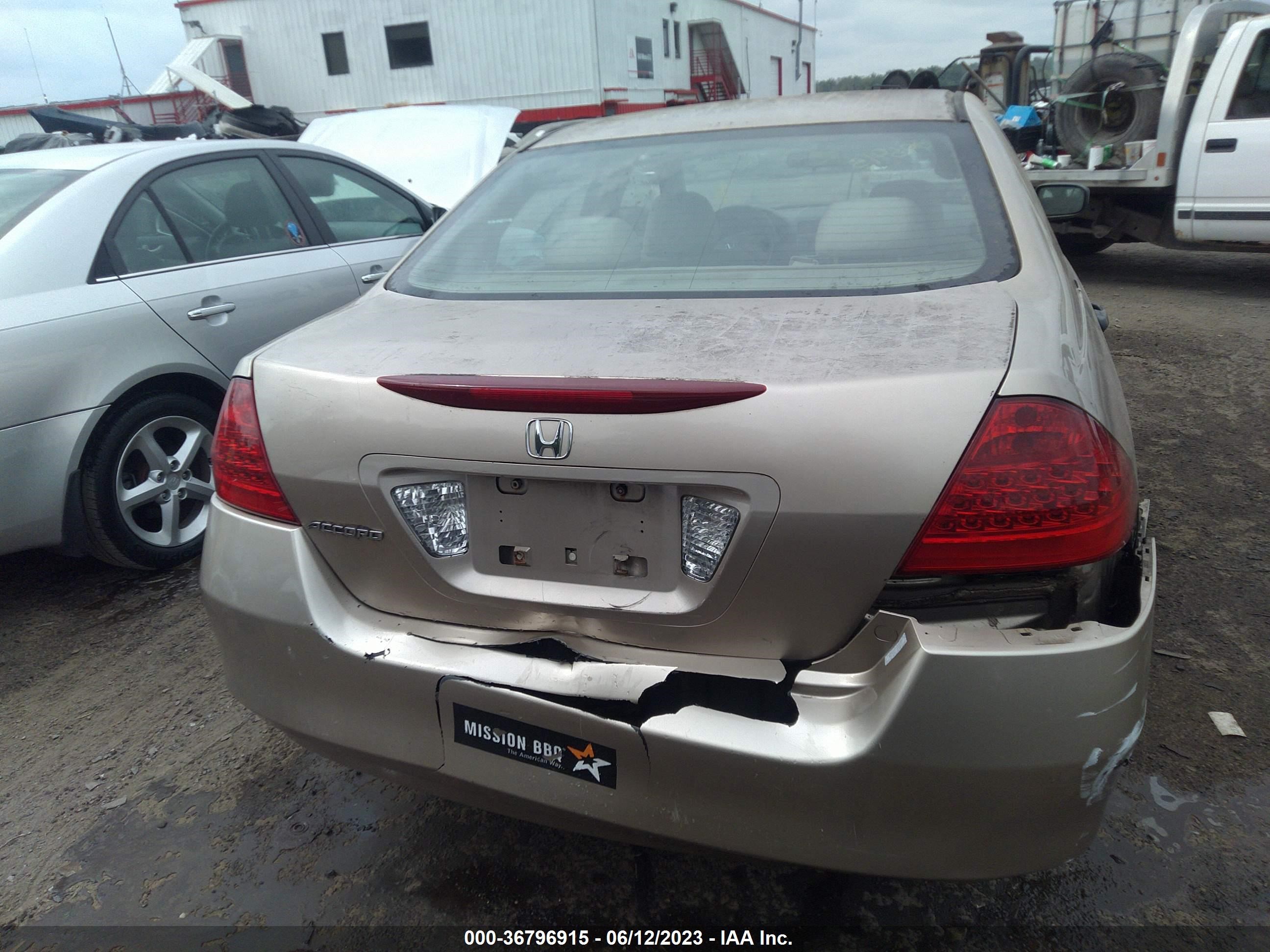 Photo 15 VIN: 1HGCM56136A167777 - HONDA ACCORD 