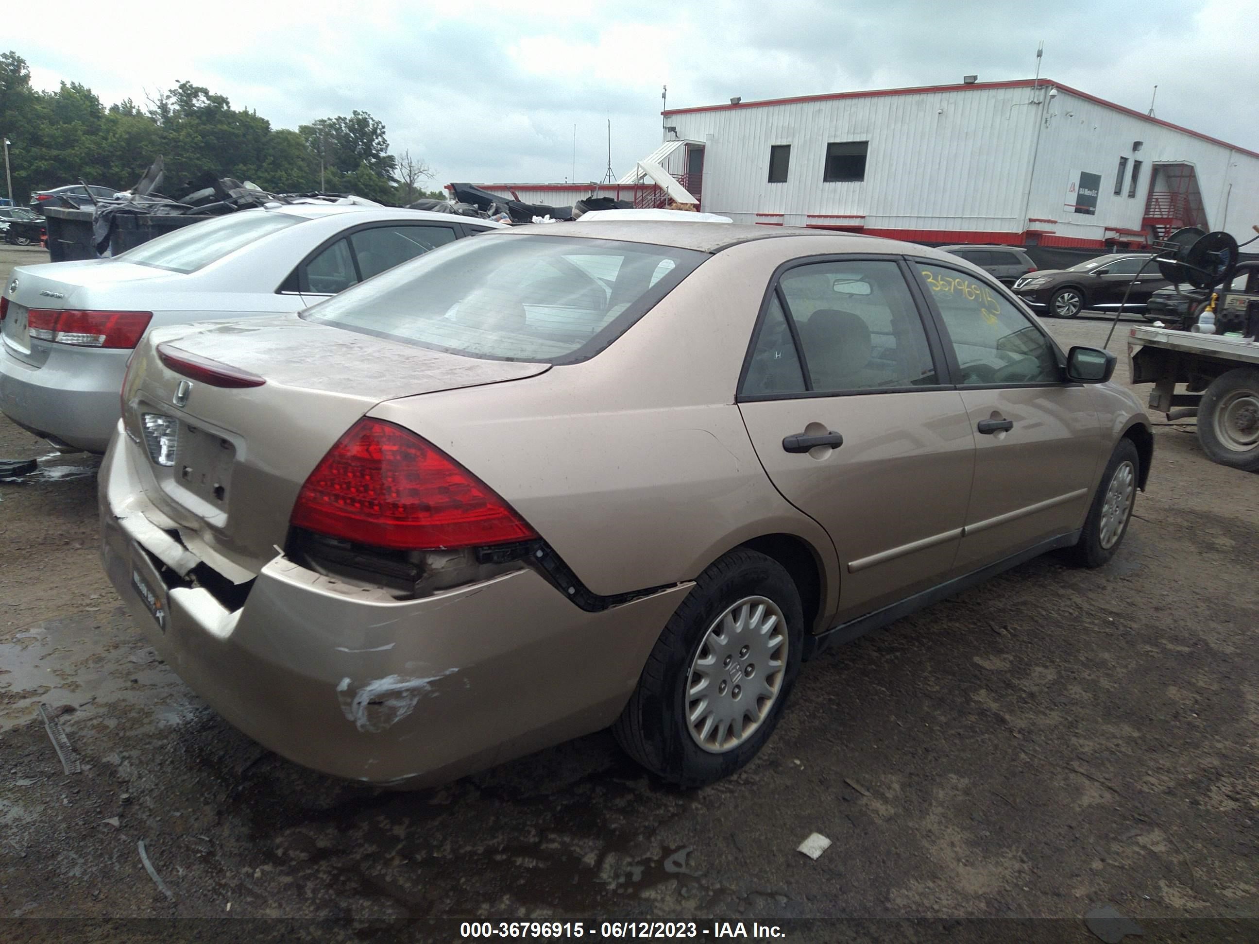 Photo 3 VIN: 1HGCM56136A167777 - HONDA ACCORD 