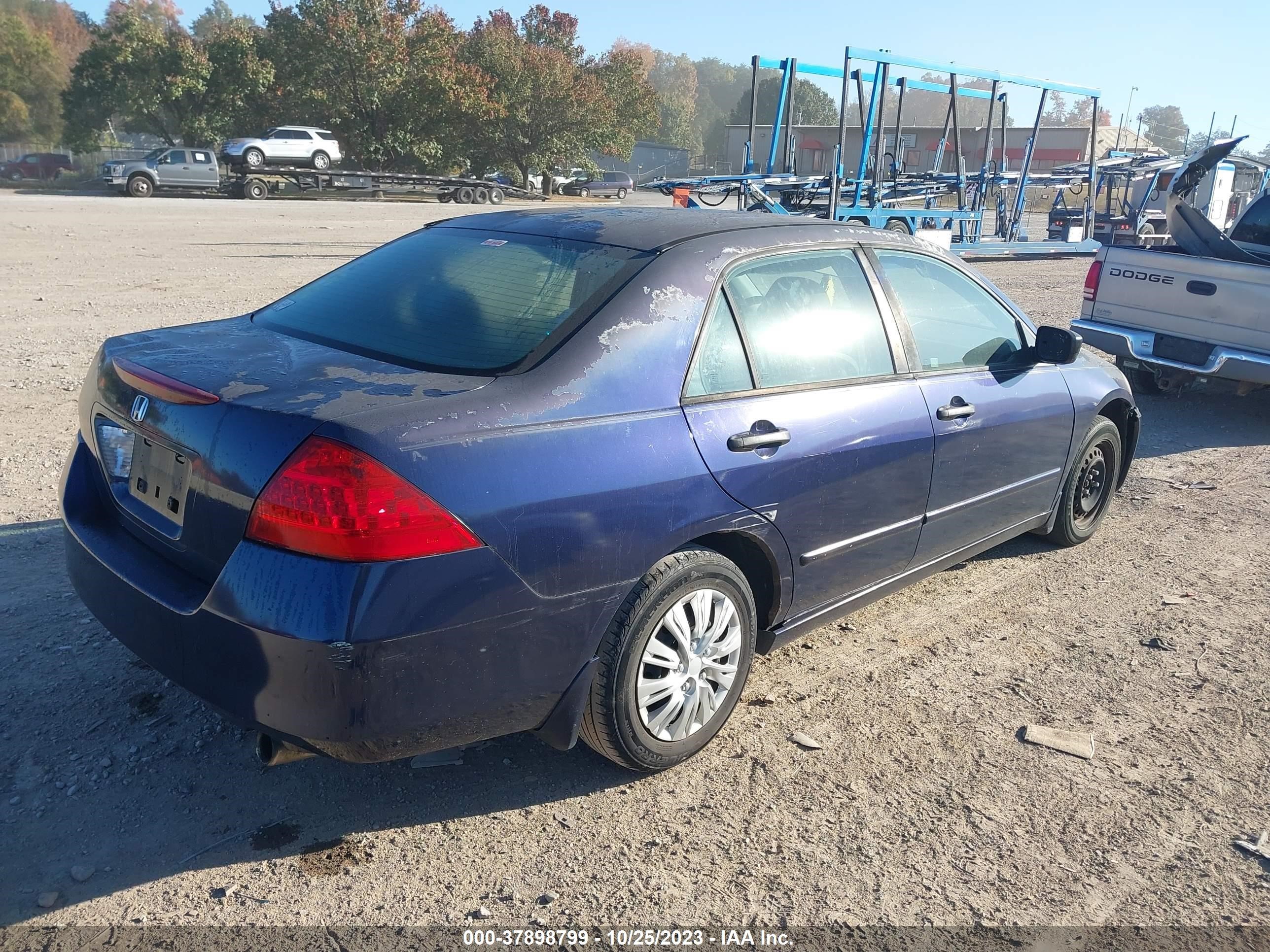 Photo 3 VIN: 1HGCM56157A106173 - HONDA ACCORD 