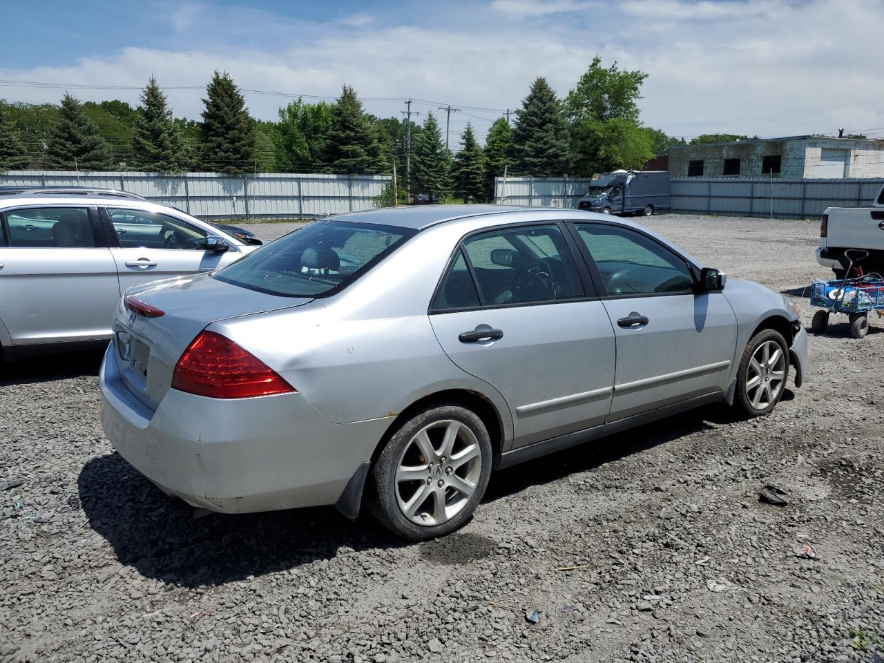 Photo 2 VIN: 1HGCM56167A184364 - HONDA ACCORD 