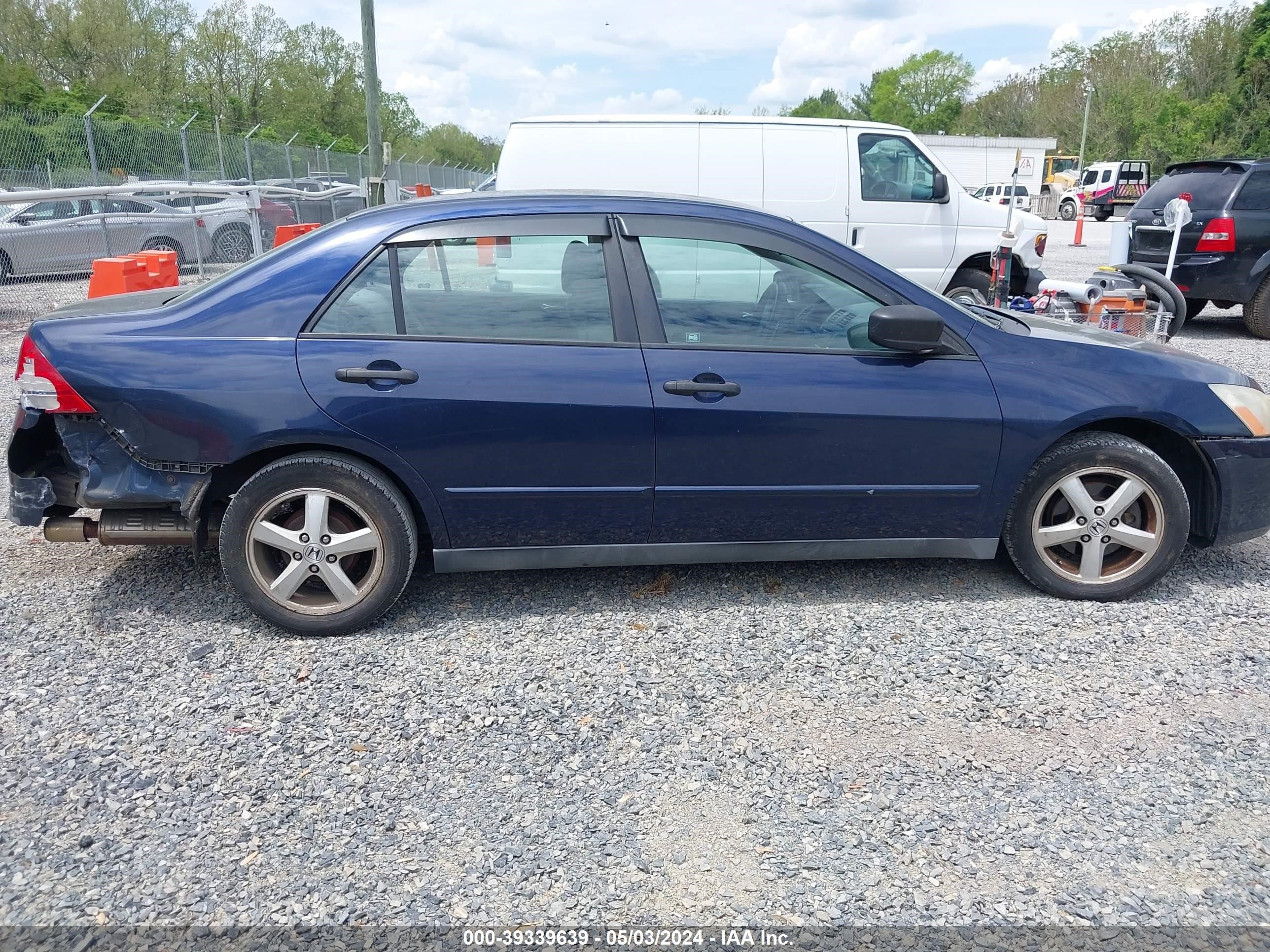 Photo 12 VIN: 1HGCM56177A197995 - HONDA ACCORD 