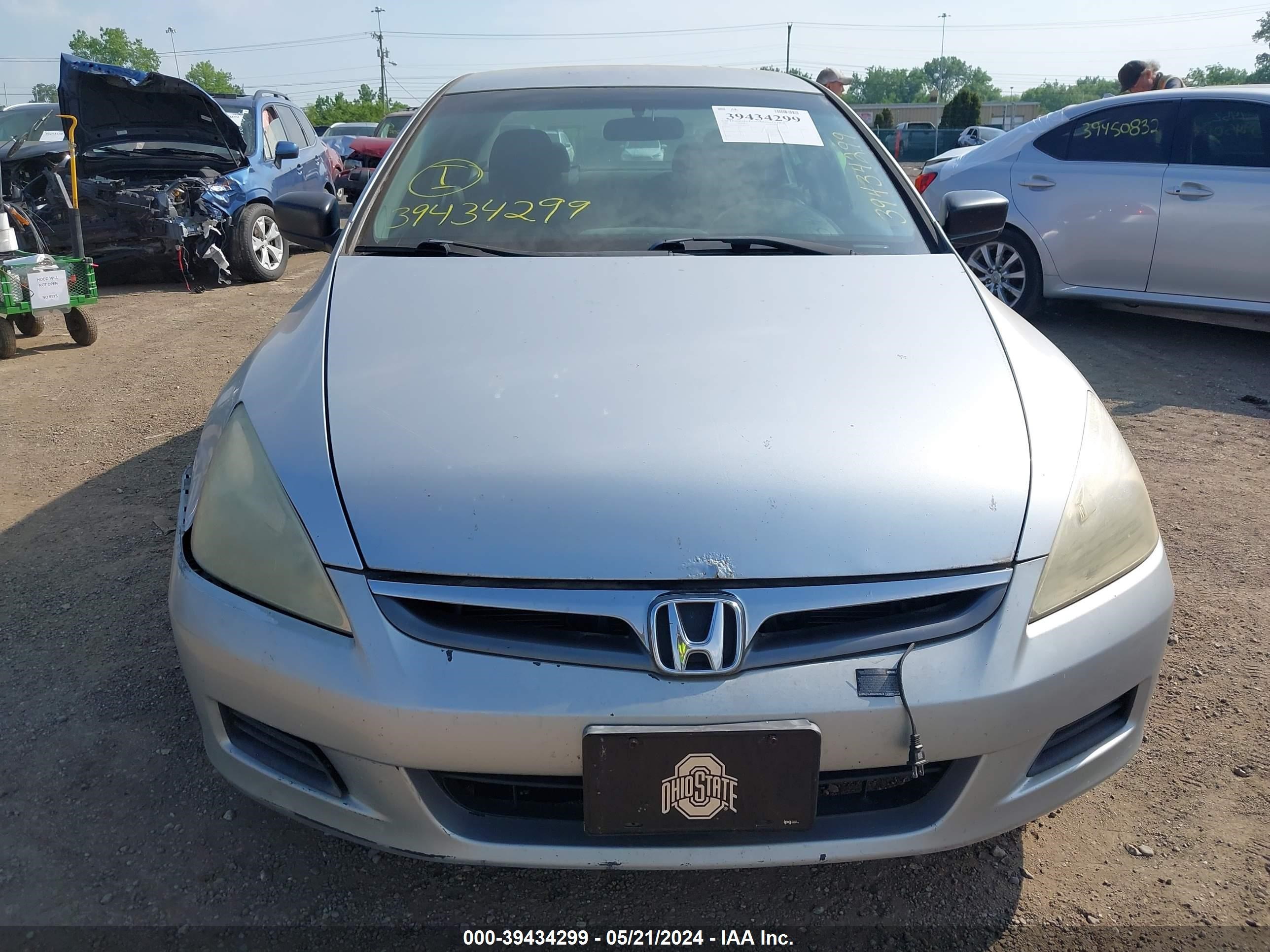 Photo 5 VIN: 1HGCM56186A022606 - HONDA ACCORD 