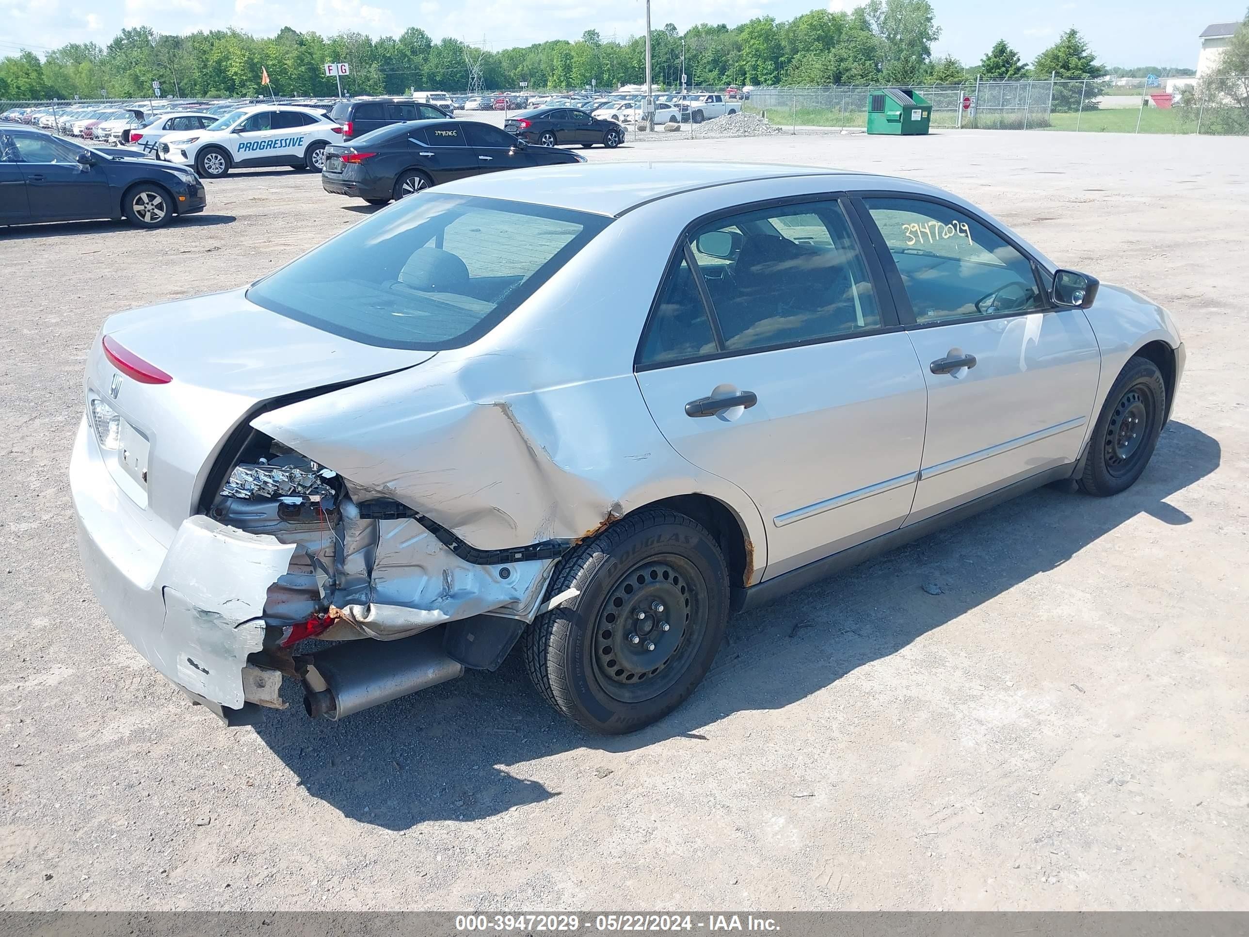 Photo 3 VIN: 1HGCM56187A026396 - HONDA ACCORD 