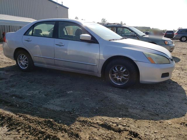 Photo 3 VIN: 1HGCM56187A121413 - HONDA ACCORD VAL 