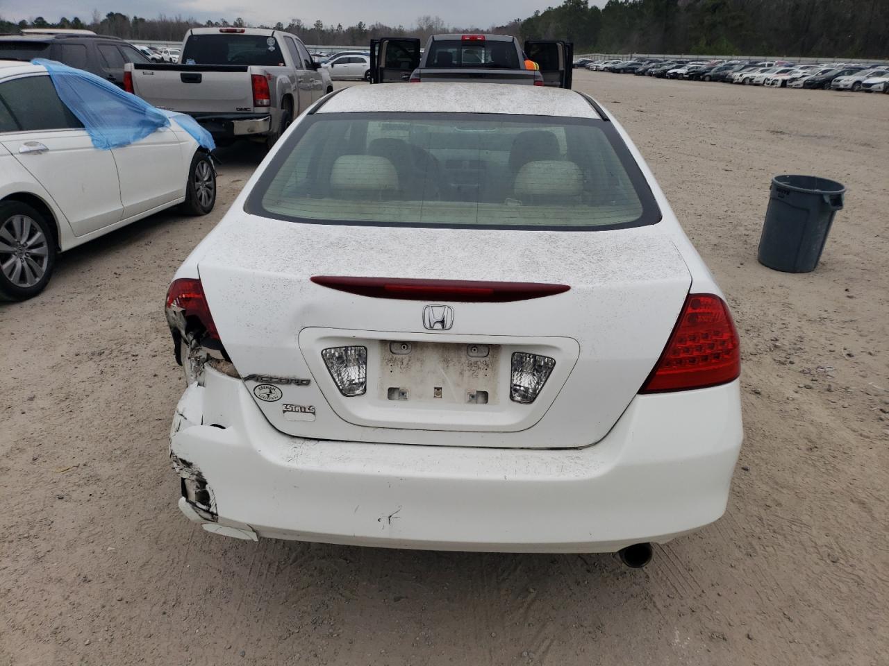 Photo 5 VIN: 1HGCM56197A225120 - HONDA ACCORD 