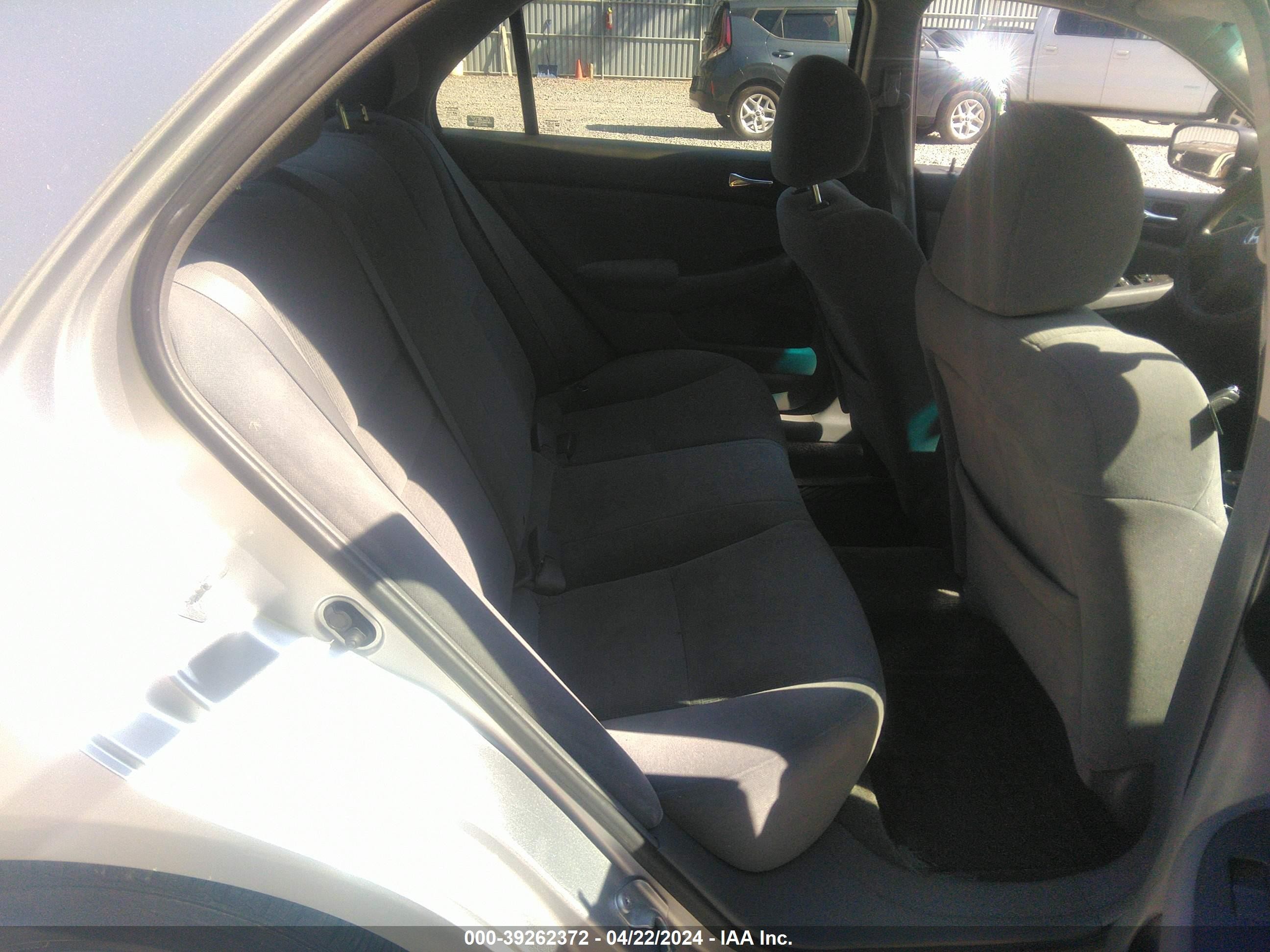 Photo 7 VIN: 1HGCM561X7A029574 - HONDA ACCORD 