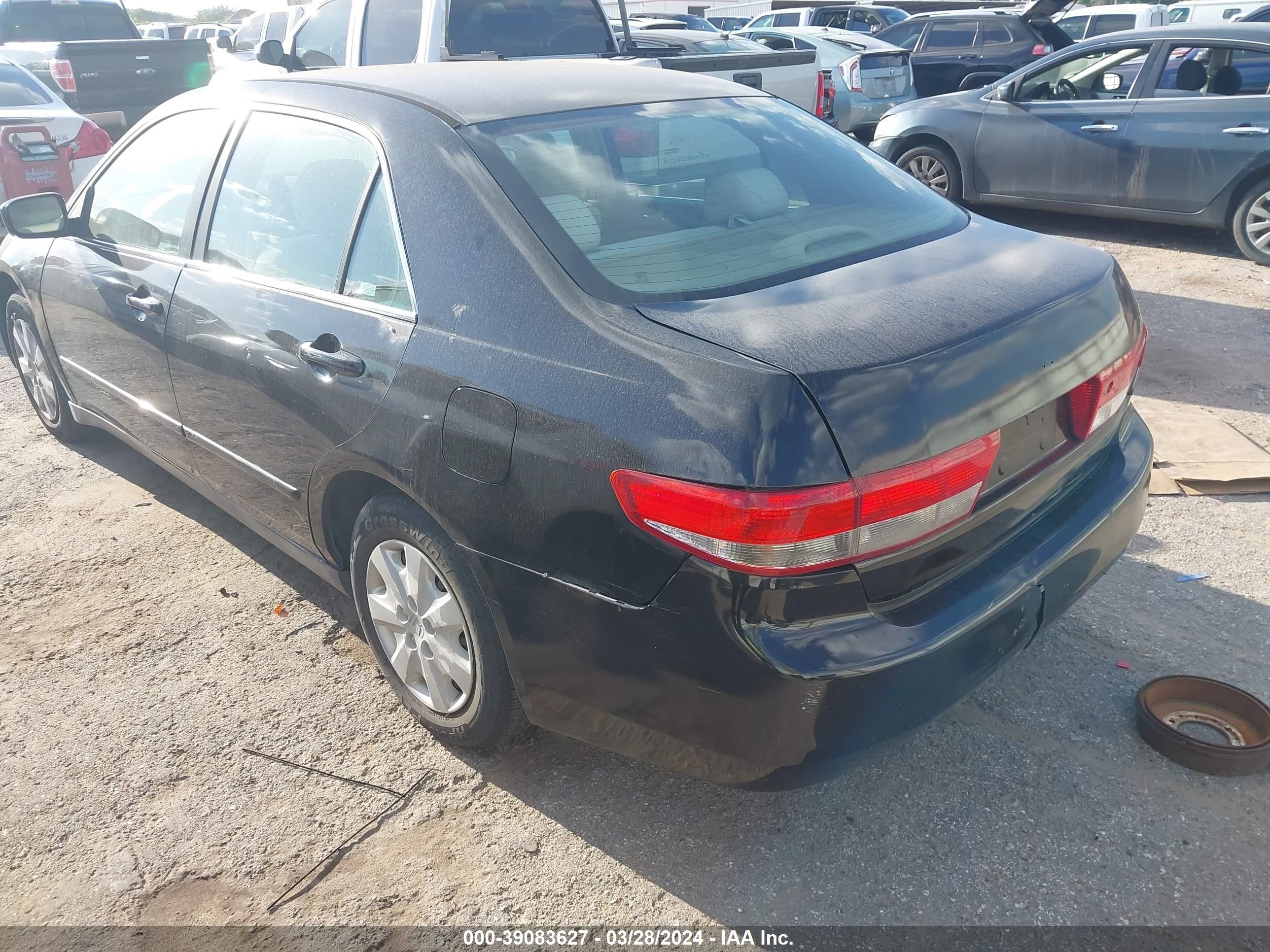 Photo 2 VIN: 1HGCM56303A064071 - HONDA ACCORD 