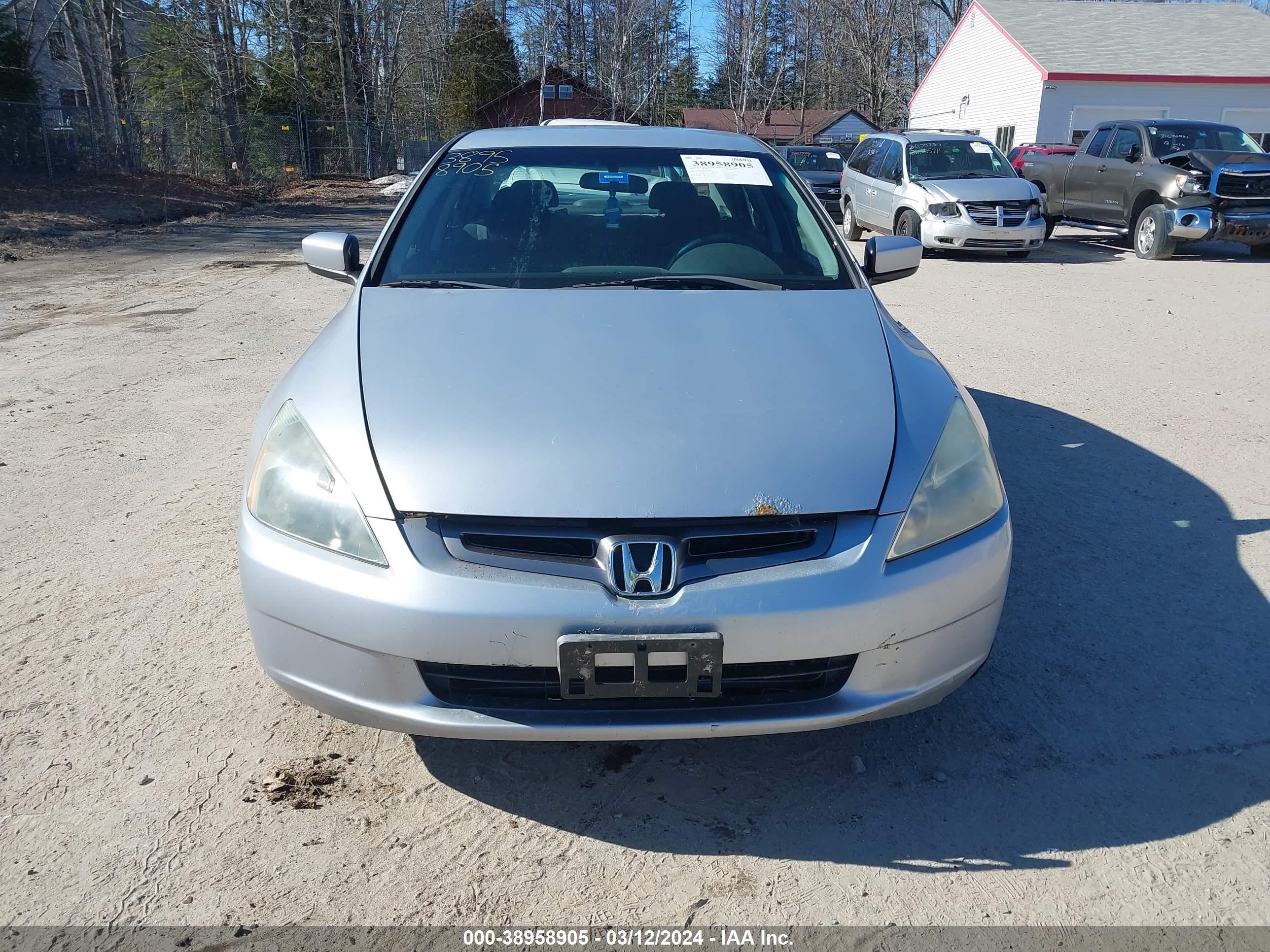 Photo 10 VIN: 1HGCM56304A034070 - HONDA ACCORD 