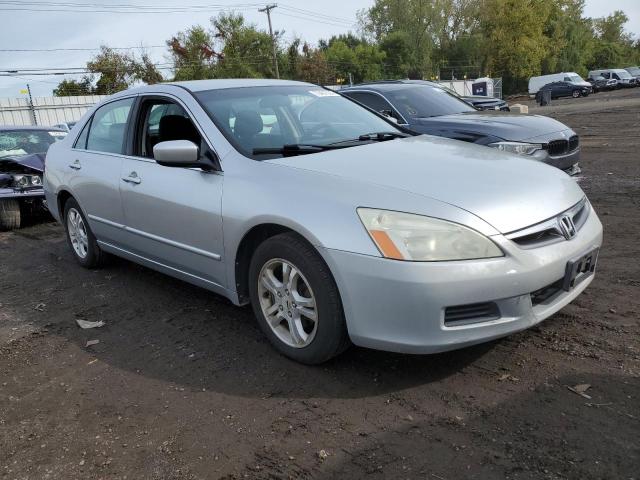 Photo 3 VIN: 1HGCM56306A119395 - HONDA ACCORD SE 