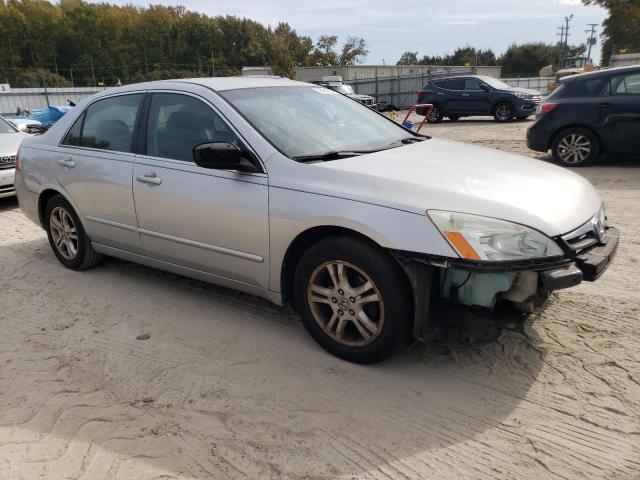 Photo 3 VIN: 1HGCM56306A153157 - HONDA ACCORD SE 