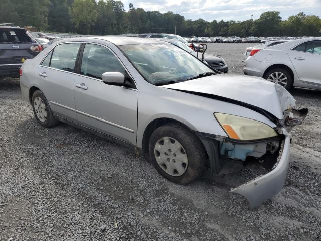 Photo 3 VIN: 1HGCM56313A099167 - HONDA ACCORD LX 