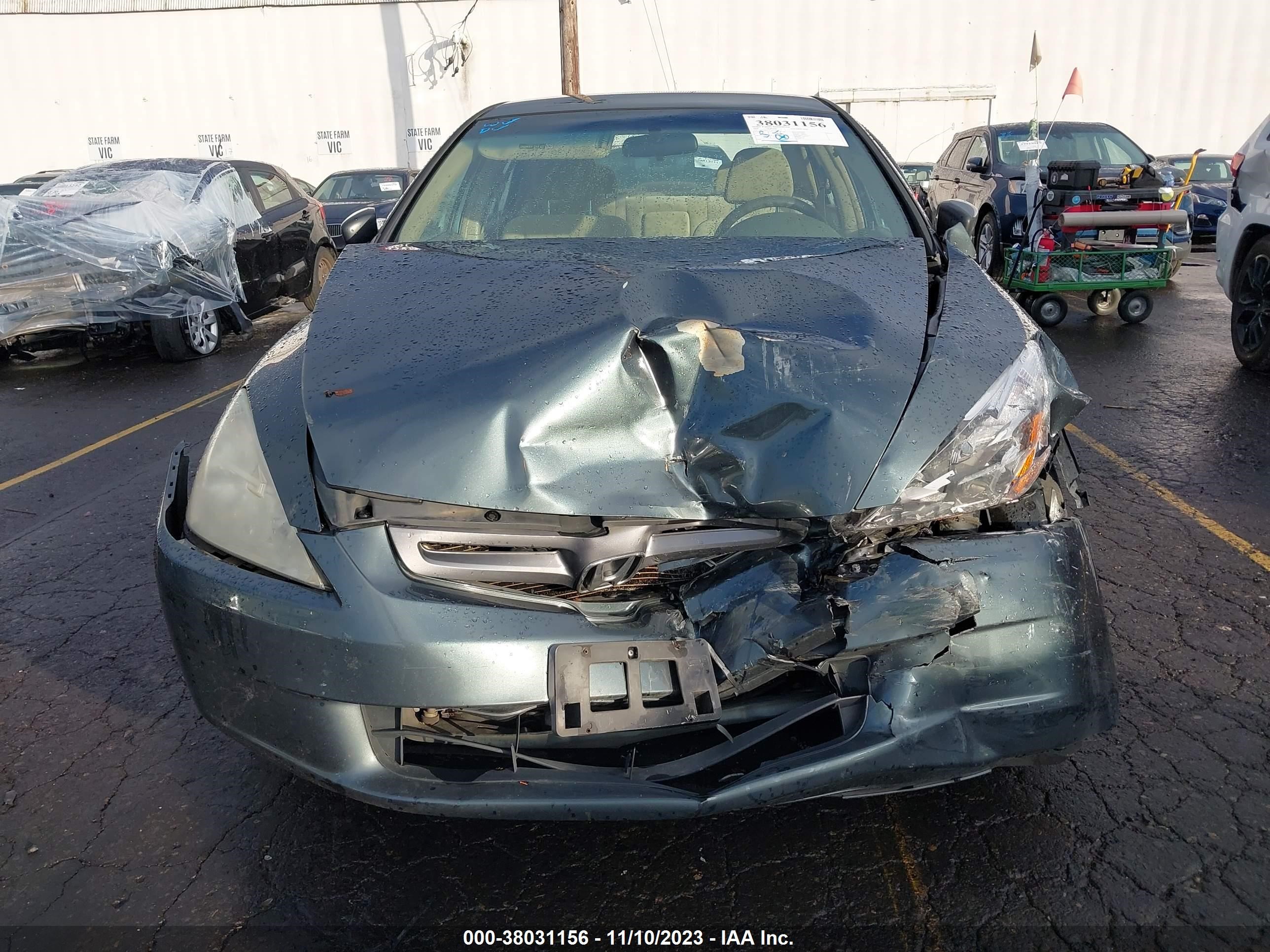 Photo 11 VIN: 1HGCM56314A177075 - HONDA ACCORD 