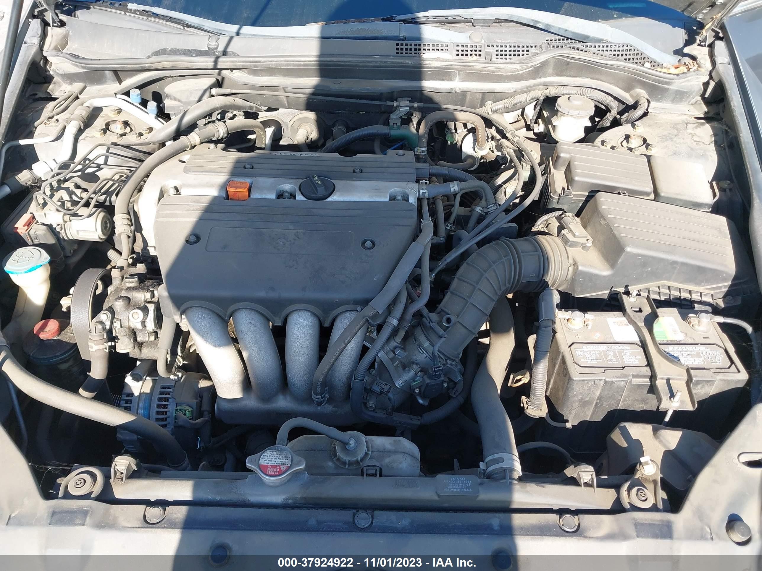 Photo 9 VIN: 1HGCM56314A177206 - HONDA ACCORD 