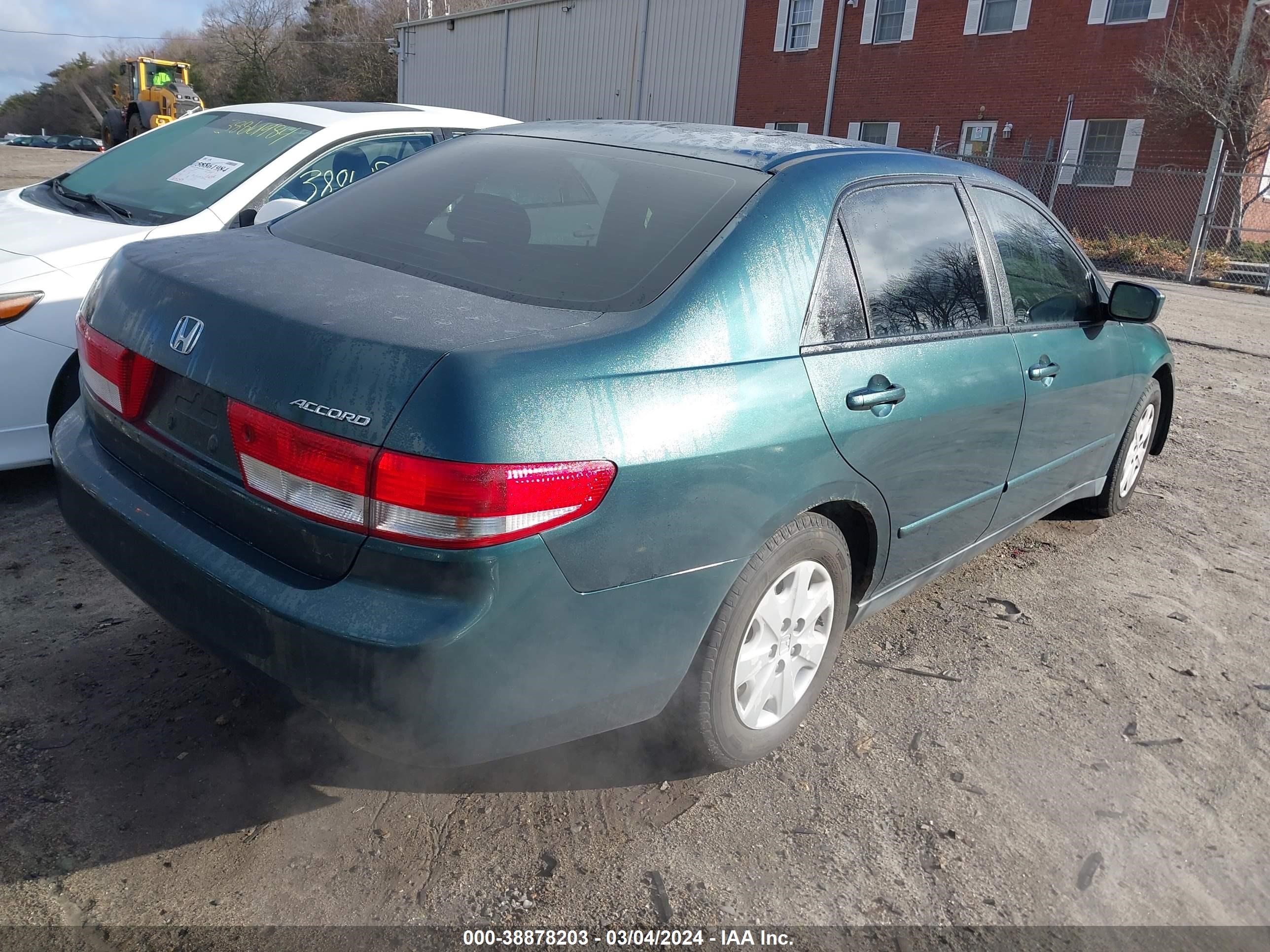 Photo 3 VIN: 1HGCM56323A052858 - HONDA ACCORD 