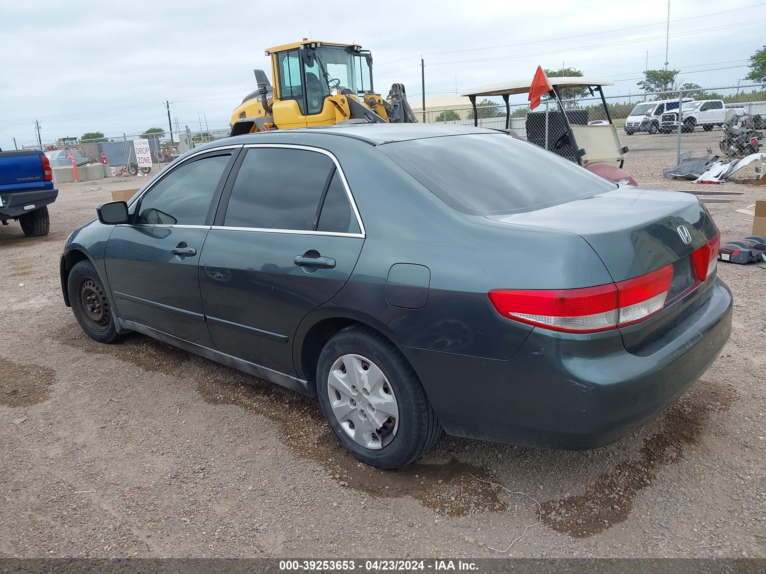 Photo 2 VIN: 1HGCM56324A055602 - HONDA ACCORD 