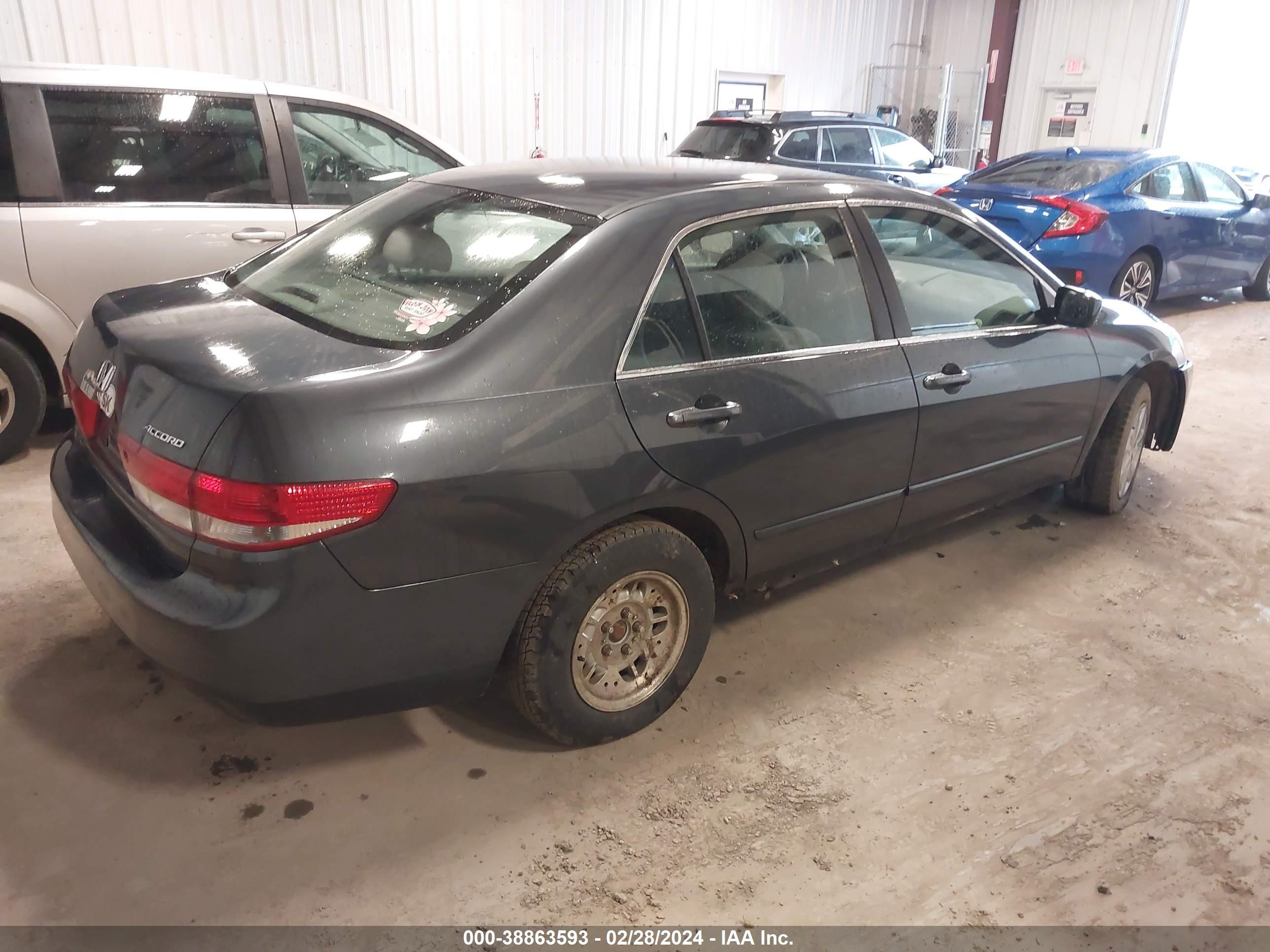 Photo 3 VIN: 1HGCM56324A133781 - HONDA ACCORD 